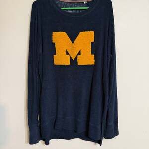 Michigan Wolverines Varsity‎ Sweatshirt Size XXL Retro Pullover